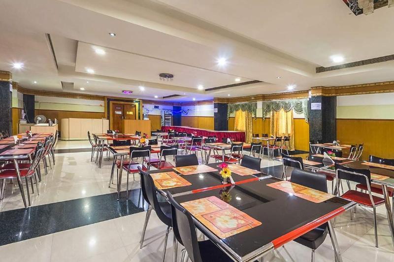 Hotel Mount Heera Chennai Zewnętrze zdjęcie
