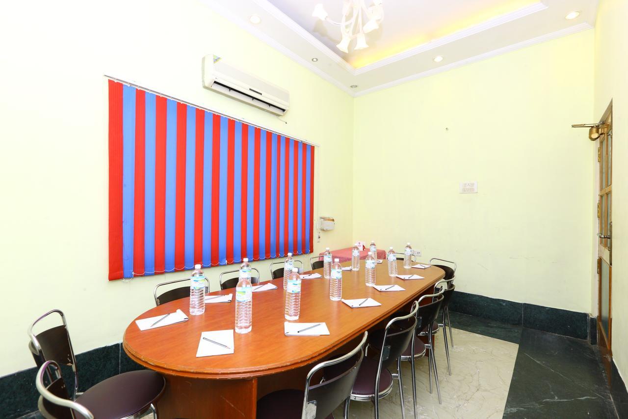 Hotel Mount Heera Chennai Zewnętrze zdjęcie