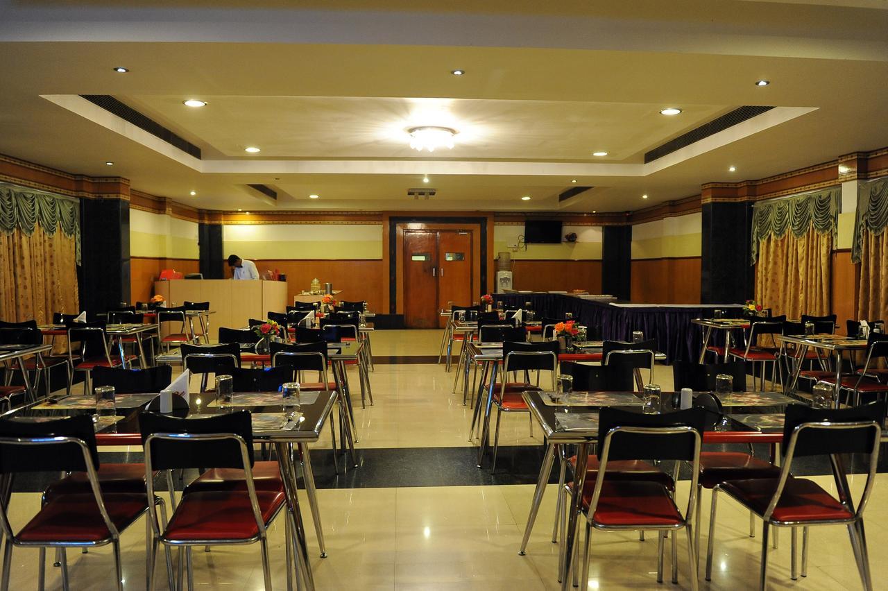 Hotel Mount Heera Chennai Zewnętrze zdjęcie