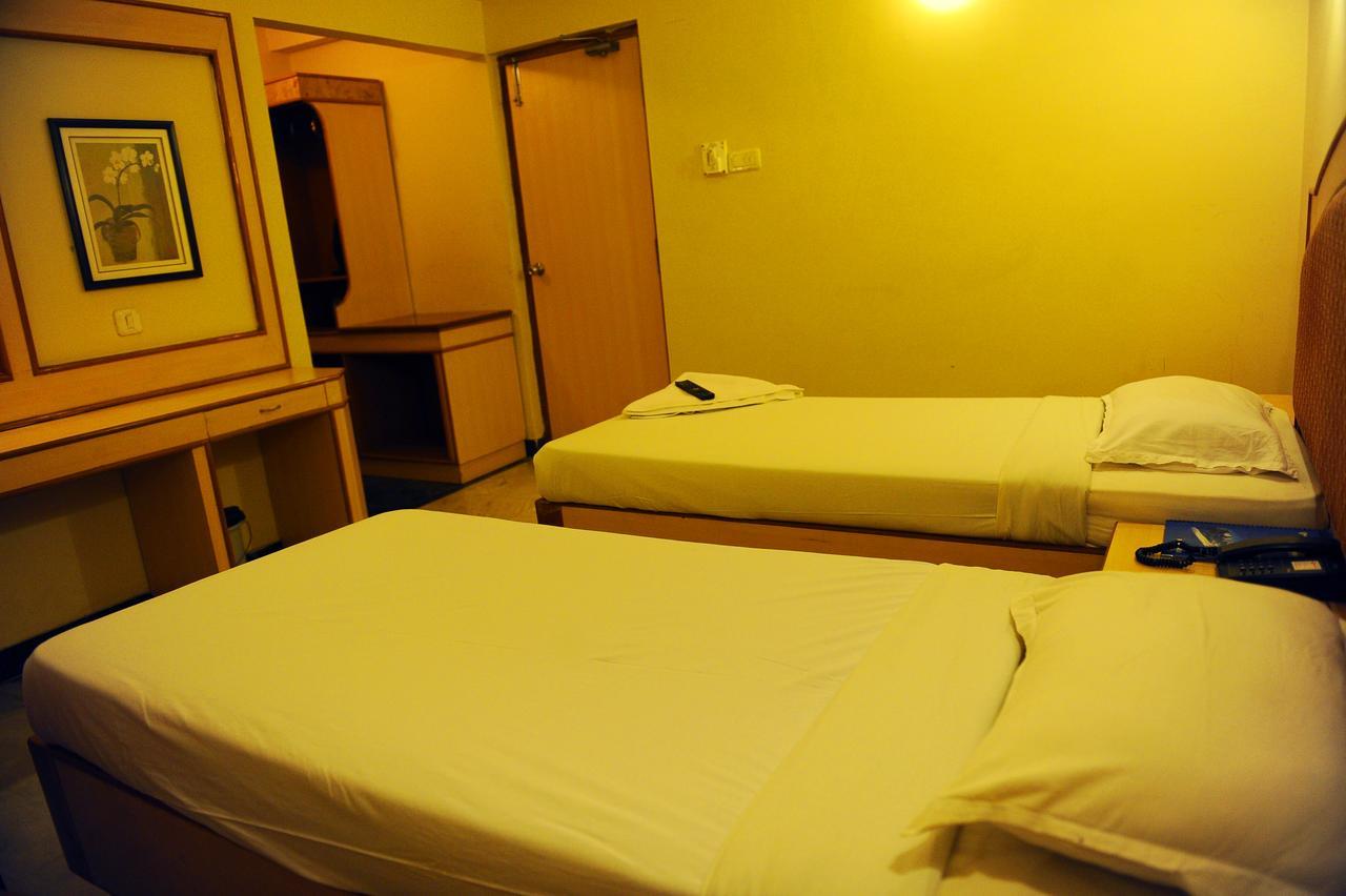 Hotel Mount Heera Chennai Zewnętrze zdjęcie