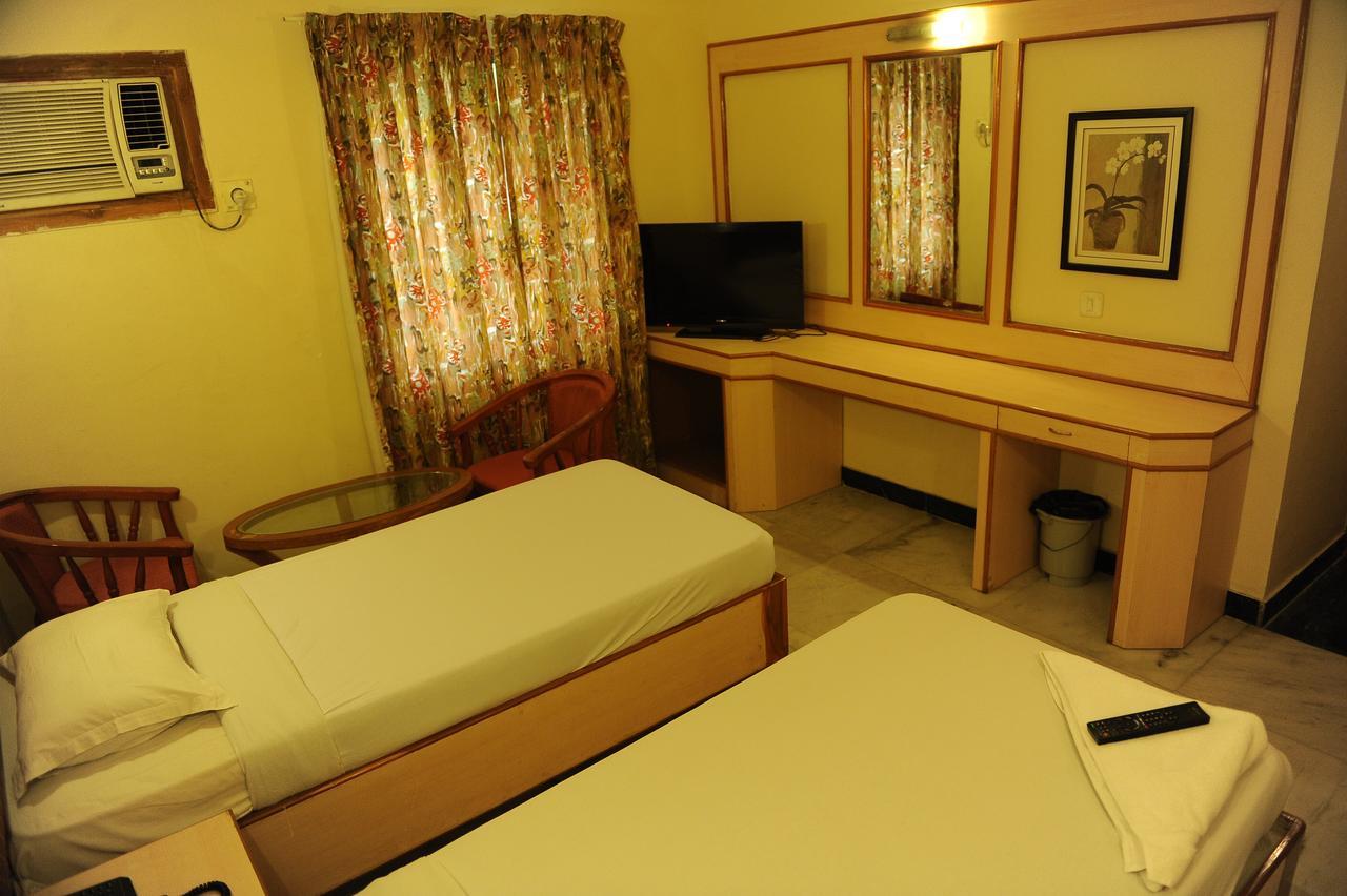 Hotel Mount Heera Chennai Zewnętrze zdjęcie